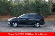$20695 : Toyota RAV4 2024 LE 4dr SUV thumbnail