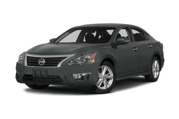 $2750 : Nissan Altima 2015 2.5 SL 4d image 1