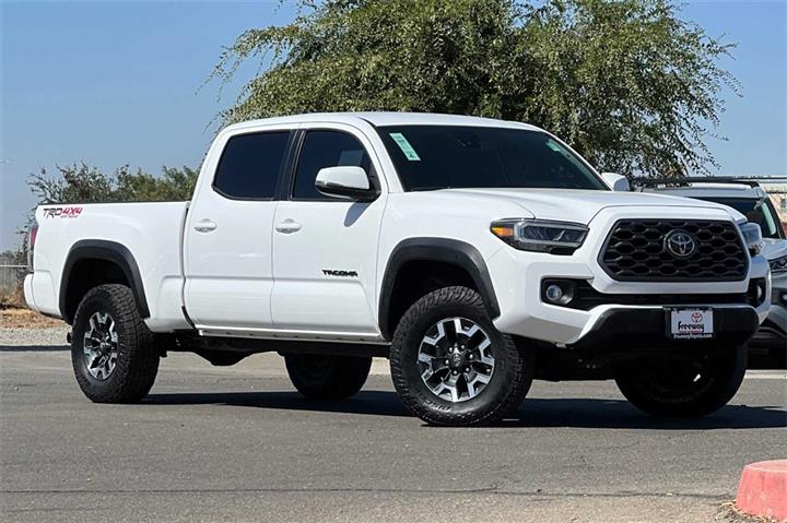 $37250 : Tacoma TRD Off-Road image 2