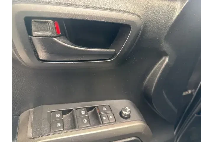 $24447 : Toyota Tacoma 2017 4x2 TRD O image 9