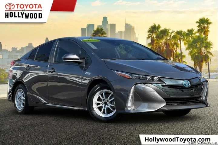 $24989 : Toyota Prius Prime 2022 LE 4 image 1