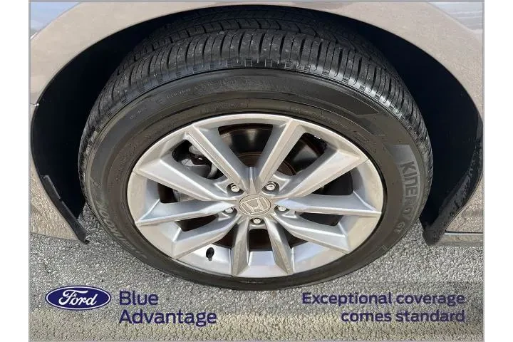 $17900 : Honda Accord 2021 LX 4dr Sed image 10