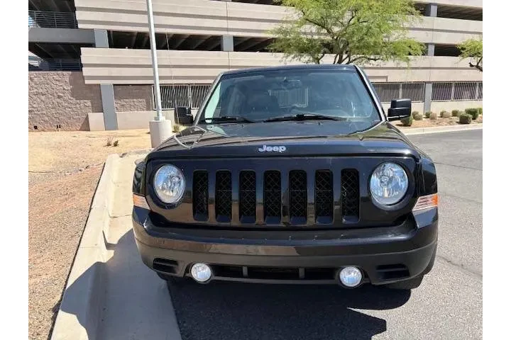 $7495 : 2015 Patriot High Altitude Ed image 3