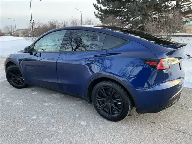 $27995 : 2021 Model Y Long Range image 5