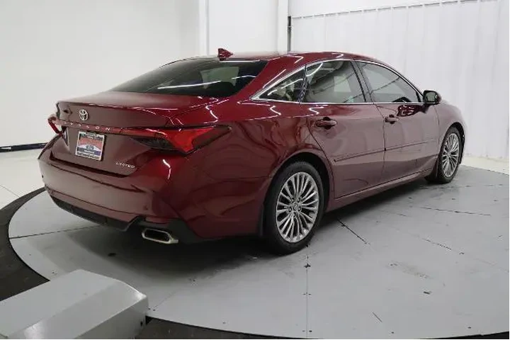 $23941 : Toyota Avalon 2019 Limited 4 image 4