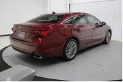 $23941 : Toyota Avalon 2019 Limited 4 thumbnail