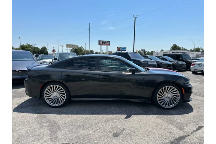 2020 DODGE CHARGER SCAT PACK image 8