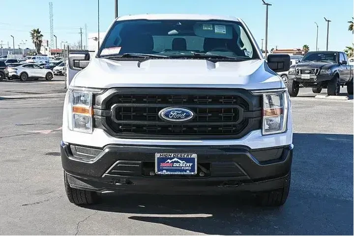 $28988 : Ford F-150 2021 4x4 XL 4dr S image 2