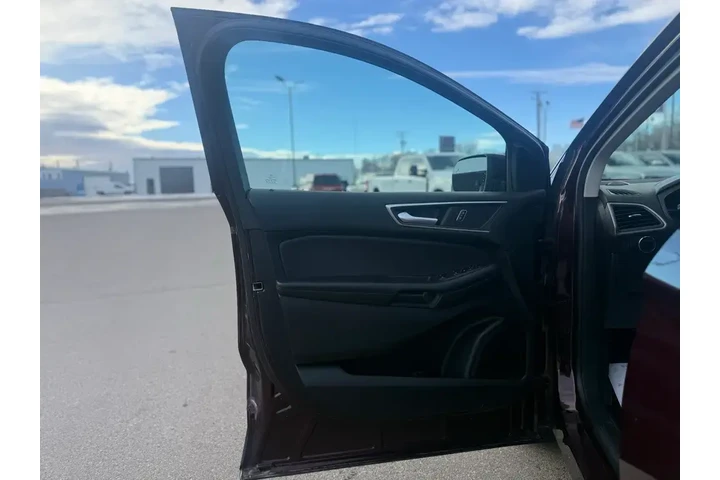 $27477 : Ford Edge 2024 AWD SEL 4dr S image 9