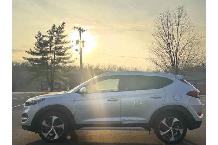 $7999 : 2017 Tucson Sport image 8