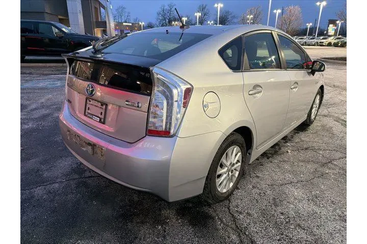 $7995 : Toyota Prius Plug-in Hybrid image 6