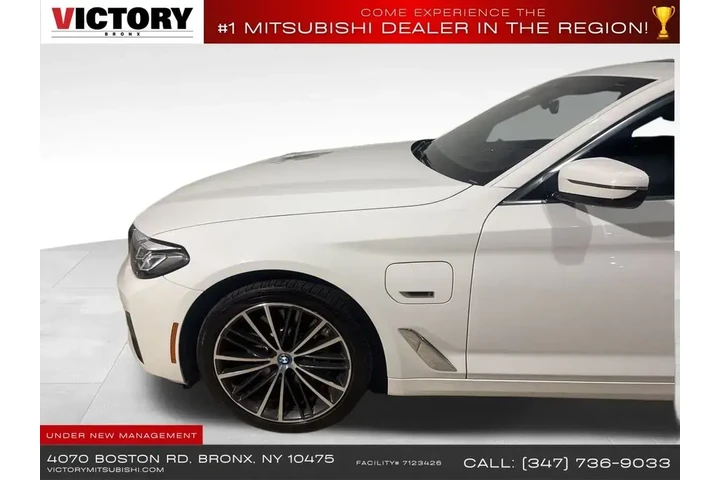 $26795 : BMW 5 Series 2023 AWD 530e x image 8