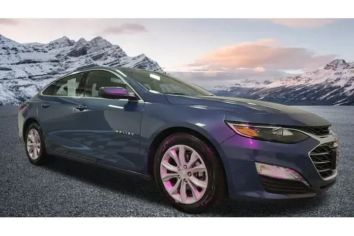 $18489 : Chevrolet Malibu 2024 LT 4dr image 1