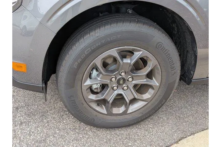 $33495 : Ford Maverick 2025 AWD XLT 4 image 5