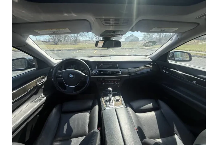 $11999 : 2015 BMW 7 Series 740Li image 7