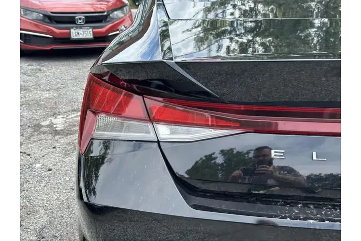 $18599 : Hyundai ELANTRA 2023 SEL 4dr image 10