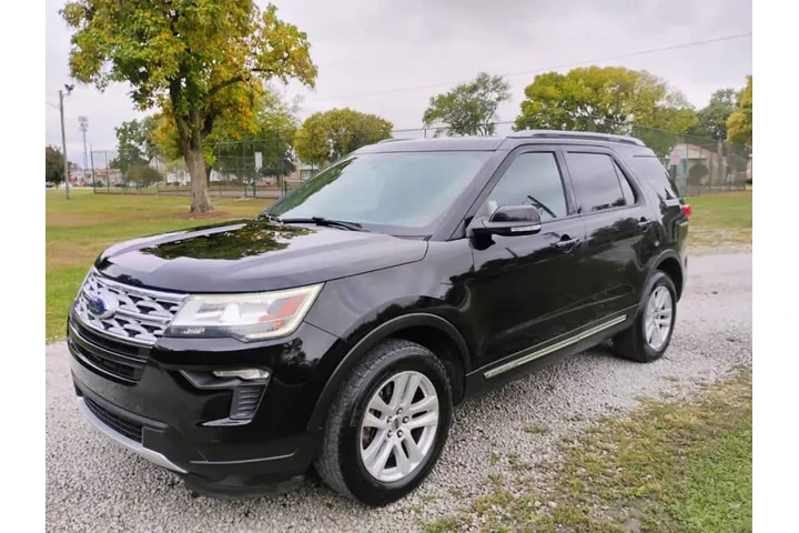 $9995 : 2018 Explorer XLT image 4