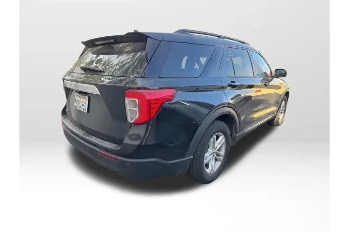 $28776 : Ford Explorer 2022 XLT 4dr S image 3
