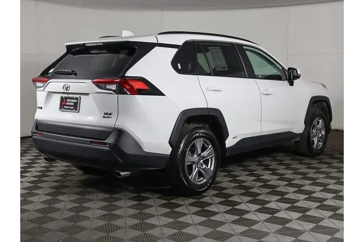 $32993 : Toyota RAV4 Hybrid 2025 AWD image 8