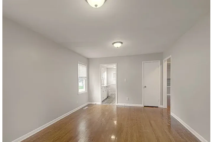 $1200 : HOUSE FOR RENT IN KANSAS image 2