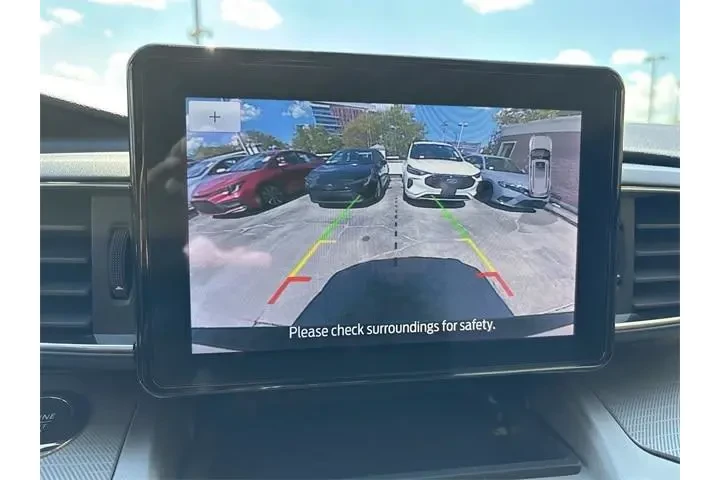 $27800 : Ford Explorer 2022 AWD XLT 4 image 9