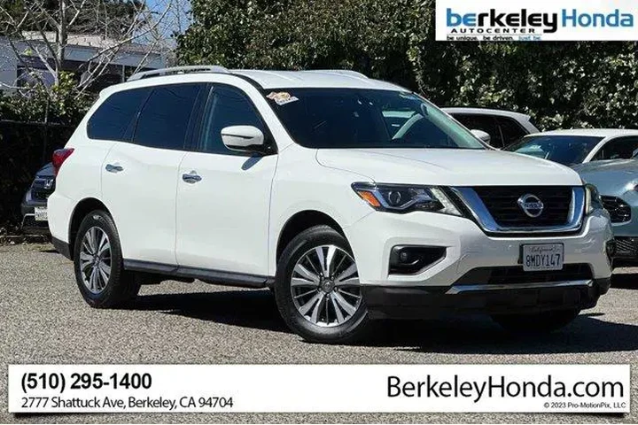 $14881 : Nissan Pathfinder 2020 4x4 S image 1