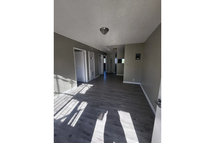 $2095 : Apt 2 Recamaras con Parking image 7