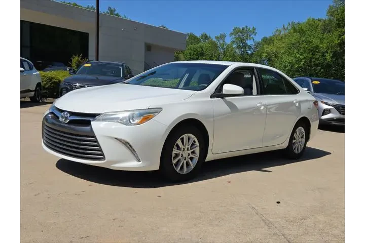 $16883 : Toyota Camry 2016 LE 4dr Sed image 1