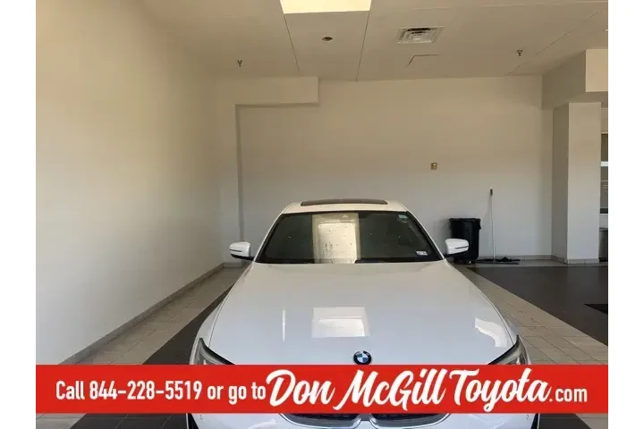 $16472 : BMW 3 Series 2019 330i 4dr S image 2