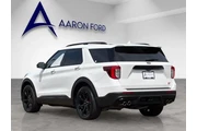 $34378 : Ford Explorer 2022 ST 4dr SU thumbnail