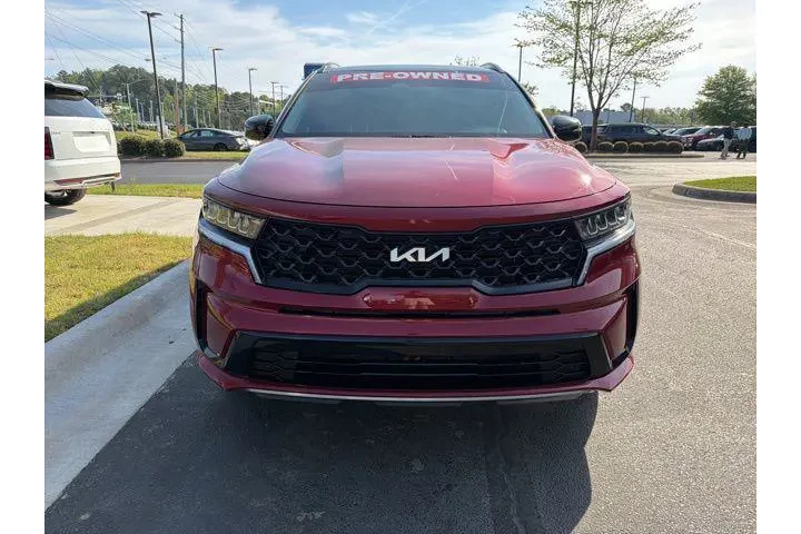 $26296 : Kia Sorento 2023 S 4dr SUV image 2