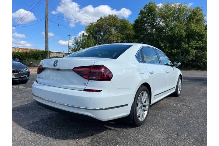 $15995 : 2017 Passat 1.8T SE image 6