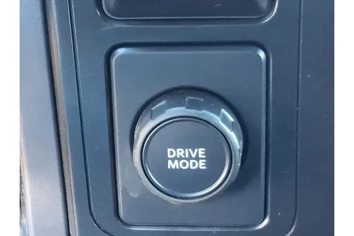 $29988 : Ford F-150 2023 4x2 XLT 4dr image 7