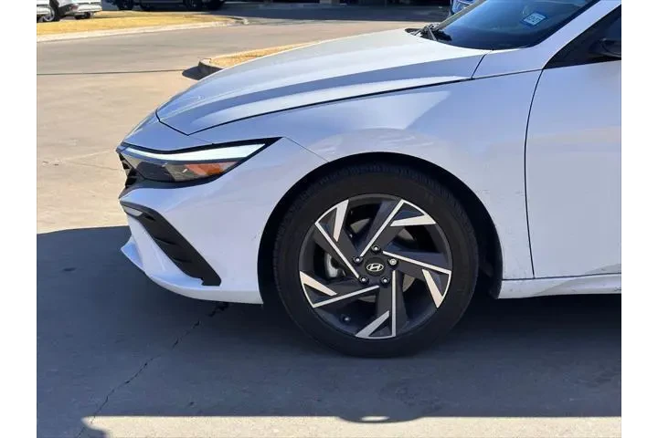 $20536 : Hyundai ELANTRA 2025 SEL Spo image 8