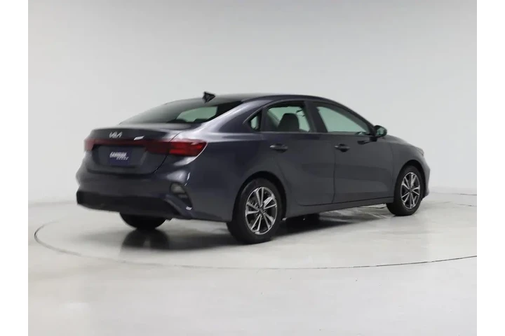 $17998 : Kia Forte 2024 LXS 4dr Sedan image 8