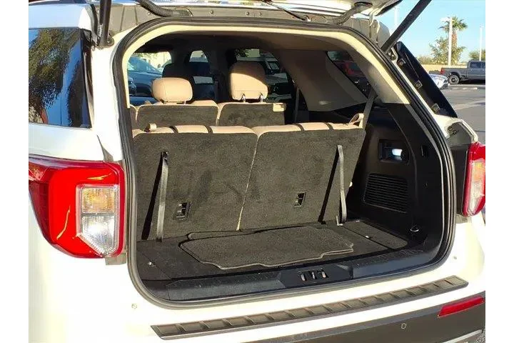 $18900 : Ford Explorer 2020 XLT 4dr S image 9