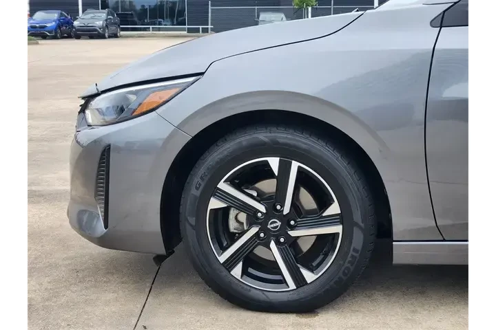 $17703 : Nissan Sentra 2024 SV 4dr Se image 8