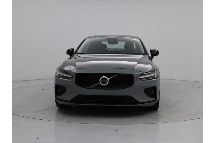 $27998 : Volvo S60 2024 B5 Core Dark image 5