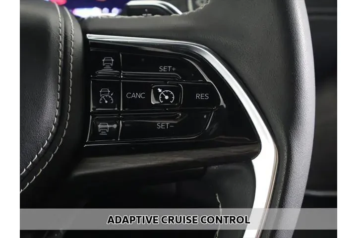 $33799 : Jeep Grand Cherokee 2023 4x4 image 6