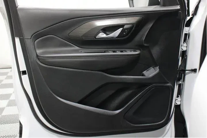 $20987 : GMC Terrain 2023 SLE 4dr SUV image 5