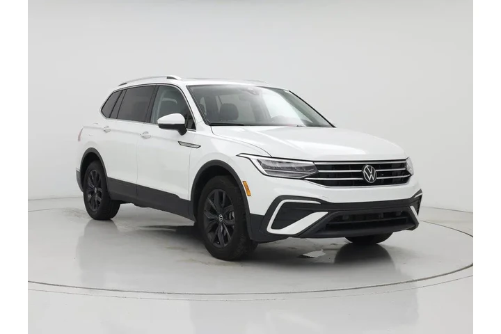 $22998 : Volkswagen Tiguan 2024 Wolfs image 1