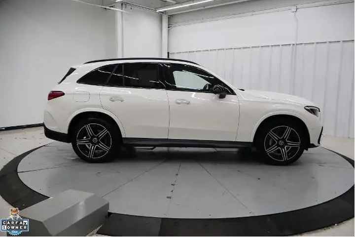 $33995 : Mercedes-Benz GLC 2024 GLC 3 image 2