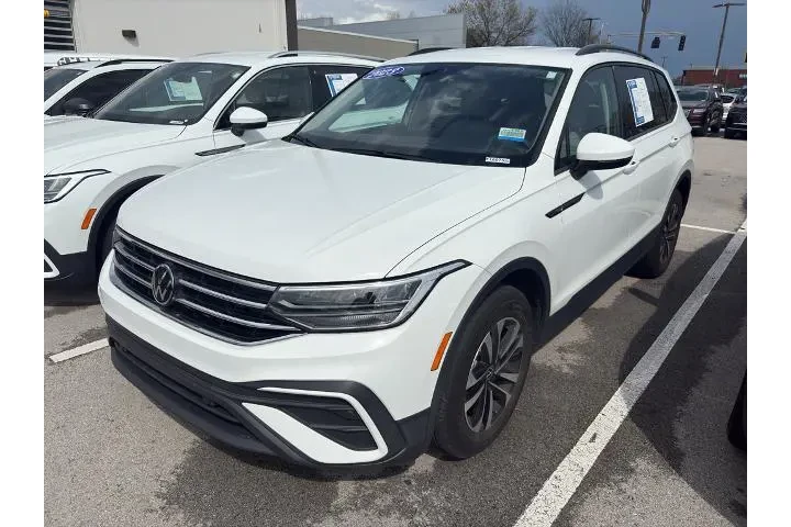 $23000 : Volkswagen Tiguan 2023 S 4dr image 2