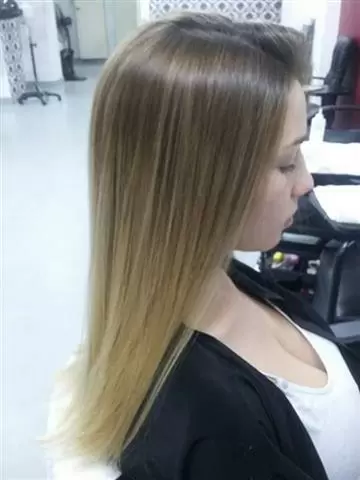 PELUQUERIA ESTILISTA COLORISTA image 6
