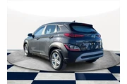 $21525 : Hyundai KONA 2023 AWD SE 4dr thumbnail