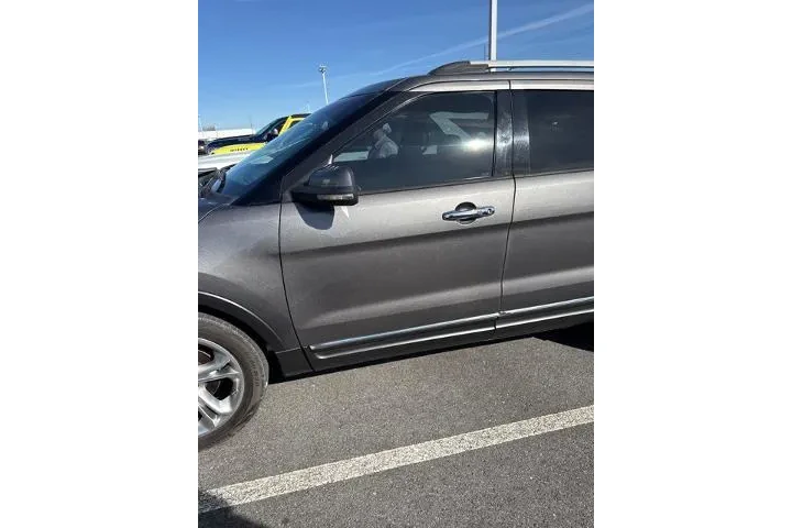 $9995 : Ford Explorer 2013 AWD Limit image 9