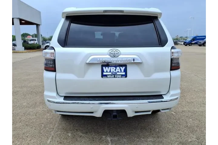 $39988 : Toyota 4Runner 2022 4x2 Limi image 3