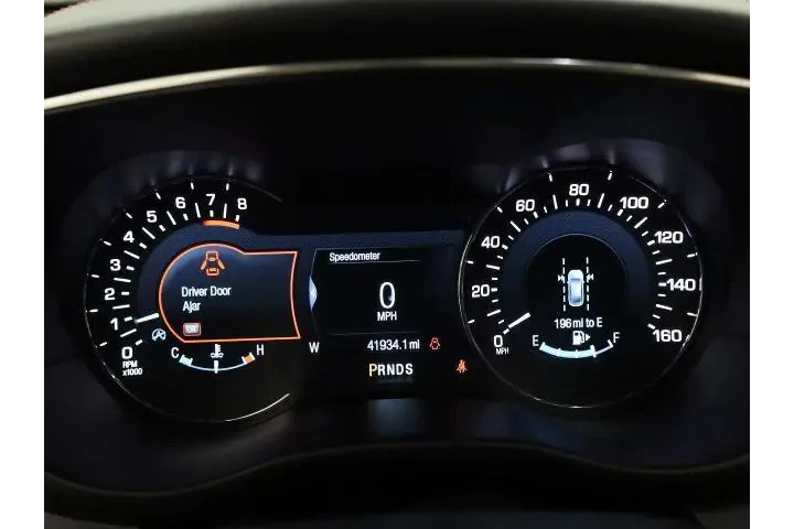 $22854 : Lincoln MKC 2018 Black Label image 10
