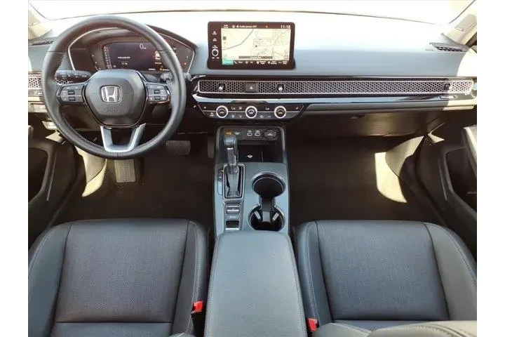 $25900 : Honda Civic 2024 Touring 4dr image 10