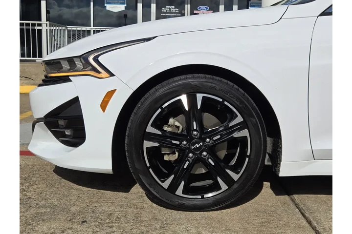 Kia K5 2023 GT-Line 4dr Seda image 5